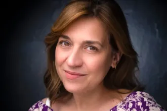 Μαρία Ζορμπά στον ρόλο της Μαρίκας στη σειρά Μια Νύχτα Μόνο