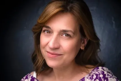 Μαρία Ζορμπά στον ρόλο της Μαρίκας στη σειρά Μια Νύχτα Μόνο