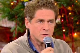 megalos daskalos o lalos mila me dakrya sta matia gia ton dimitri imello