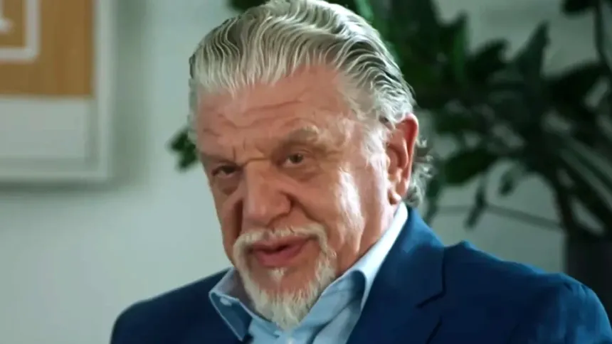 O Πέτρος σε έντονη σκηνή απ την σειρά Μια Νύχτα Μόνο