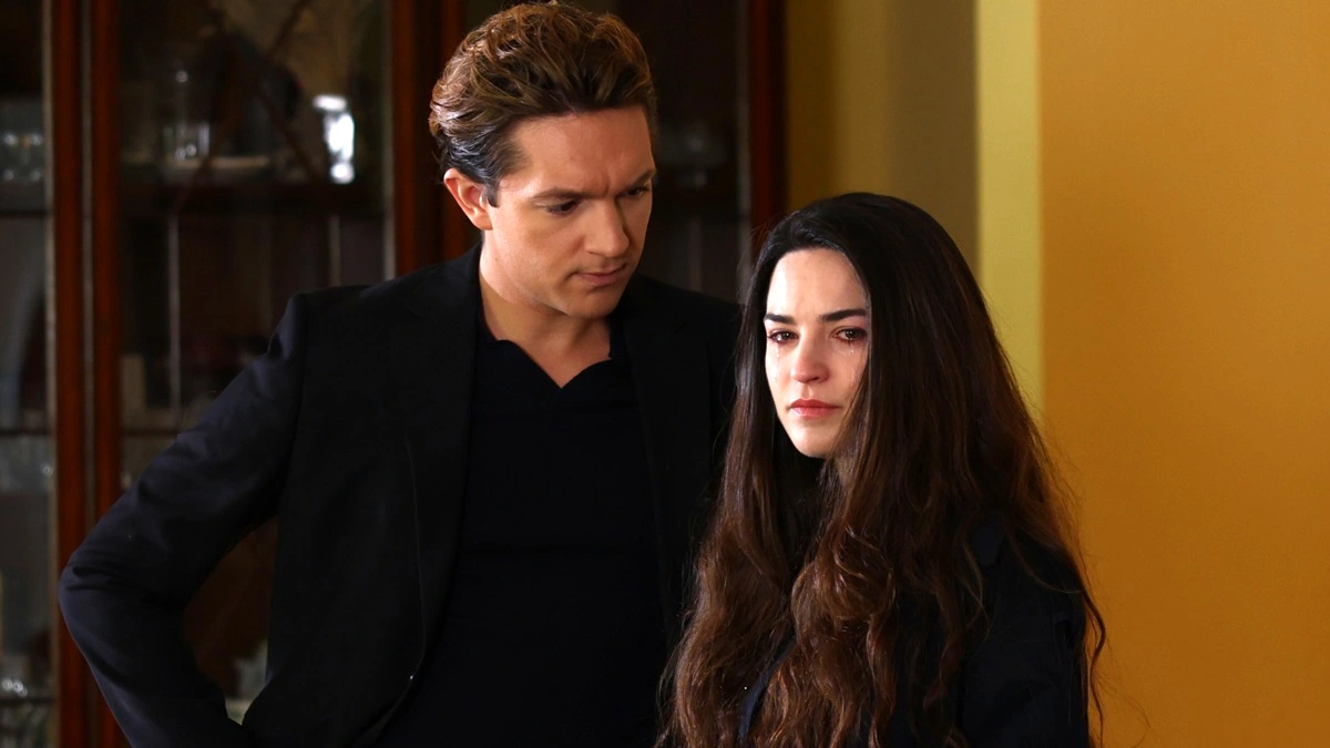 Σκηνή έντασης από τη σειρά Να μ’ αγαπάς με Άννα, Λευτέρη και Ορφέα