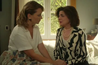 Στο Να μ’ αγαπάς, το μυστικό της Νικαίτης αποκαλύπτει το σκοτεινό παρελθόν του Ορφέα και απειλεί τη Φωτεινή και το παιδί της.