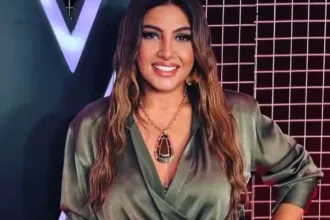 Η Έλενα Παπαρίζου σε πρόσφατη δημόσια εμφάνιση στο The Voice