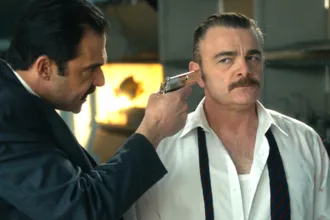 Ο Στελάρας αιχμάλωτος στο Porto Leone με την ένταση να κορυφώνεται.