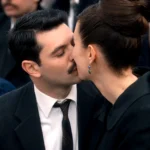 Ο Γρηγόρης και η Αγγελική σε μια τρυφερή στιγμή στο Porto Leone πριν τον οριστικό χωρισμό