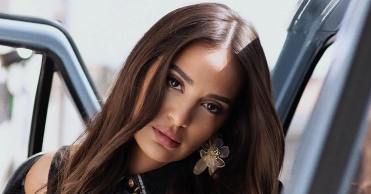 Η Ρία Ελληνίδου στη σκηνή του Pavilion στη Λευκωσία