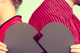 Πώς έφτασε στο τέλος η σχέση που ξεκίνησε στον Μισάνθρωπο