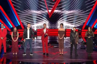 Οι οκτώ φιναλίστ και οι coaches του The Voice στον ημιτελικό της 28ης Δεκεμβρίου