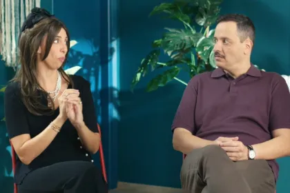 Ο Αλέξανδρος Τσουβέλας και η Έλενα Χαραλαμπούδη στο νέο επεισόδιο Τότε και Τώρα.