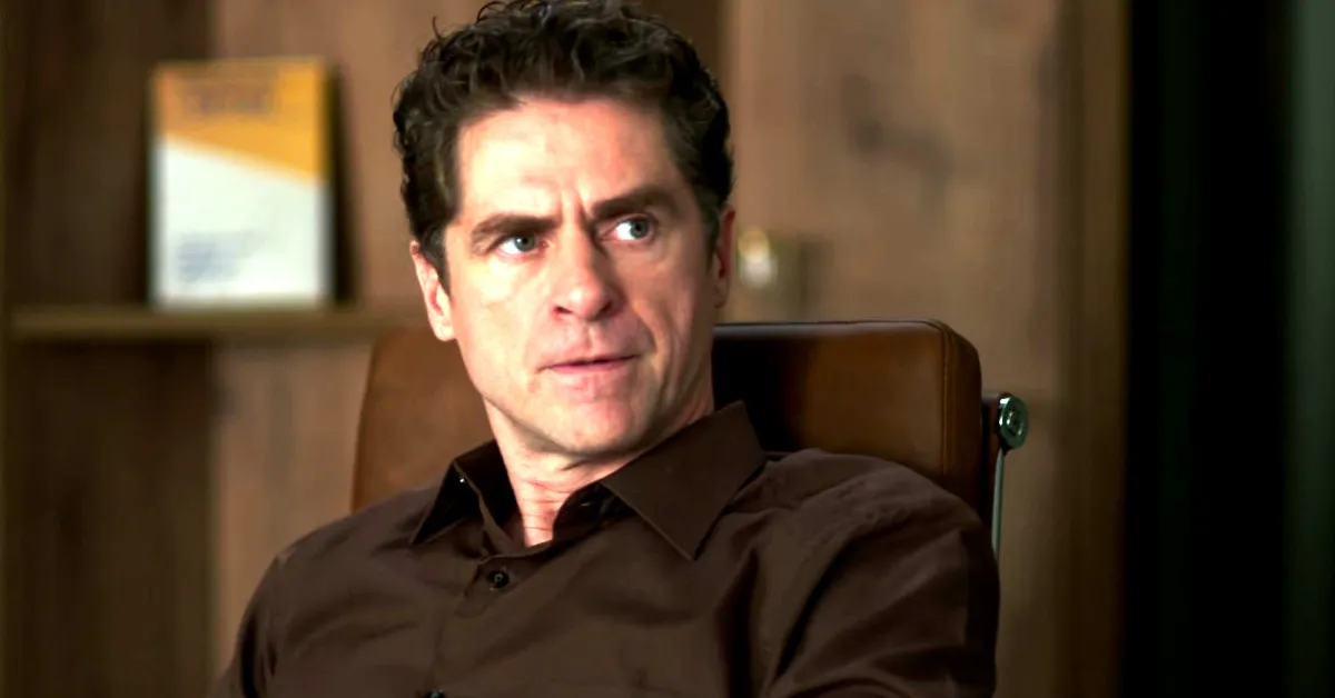 Ο Οδυσσέας πέφτει θύμα επίθεσης στο κτήμα ενώ η Κατερίνη καταρρέει στο άκουσμα της είδησης στη σειρά Μία νύχτα μόνο.