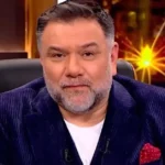 Ο Γρηγόρης Αρναούτογλου στο πλατό της εκπομπής του