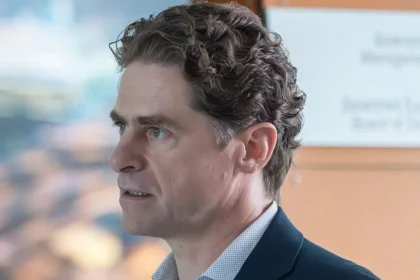 Ο Οδυσσέας αποφυλακίζεται