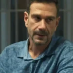 stavros mia nyxta mono erevna goneis