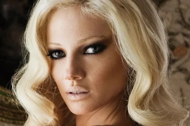 Τζούλια Αλεξανδράτου