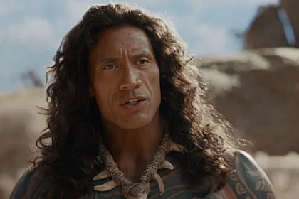 Ο Ντουέιν Τζόνσον ως Μάουι στην Βαϊάνα