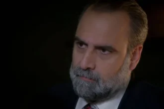 η Κική είναι η πραγματική μητέρα του Μαρκόπουλου