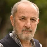 Ο Λεωνίδας ορκίζεται εκδίκηση πάνω από τους τάφους της οικογένειάς του στα νέα επεισόδια της σειράς Άγιος Έρωτας.