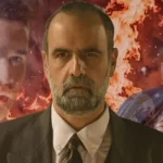 Ο Παύλος Μαρκόπουλος χαμογελά σκοτεινά, έχοντας καταφέρει να παγιδεύσει τον Αργύρη στα νέα επεισόδια της σειράς Άγιος Έρωτας.