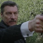 Η Κυβέλη βρίσκεται σε κατάσταση σοκ και απόγνωσης μετά τον εκβιασμό του Χατζημήτρου, ενώ η Αλίκη παρακολουθεί ραγισμένη, στα νέα επεισόδια της σειράς Grand Hotel.