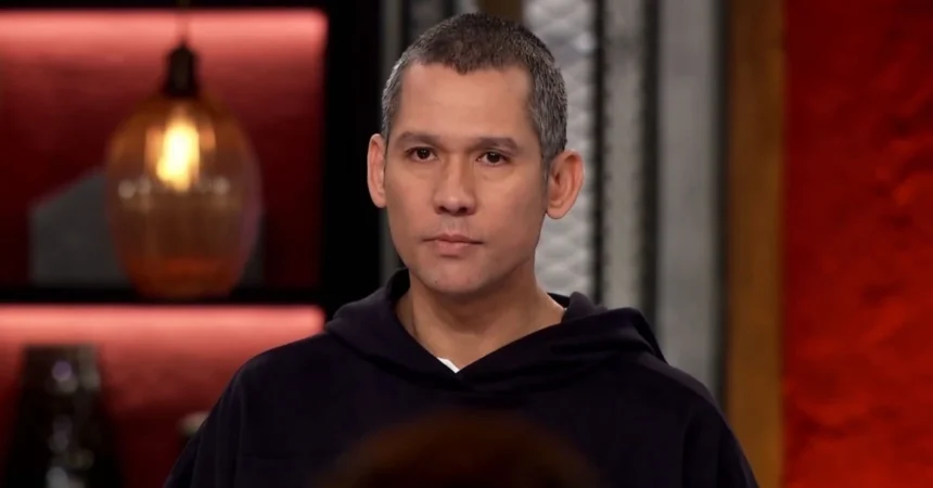 Οι κριτές του MasterChef 2026 ανακοινώνουν τα στατιστικά που στέλνουν τρεις παίκτες κατευθείαν σε δοκιμασία αποχώρησης.