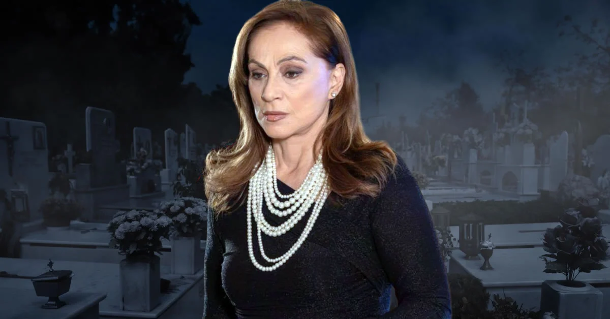 Η Κατερίνη, με βλέμμα γεμάτο οργή και παράνοια, αντικρίζει την Εύα πάνω από τον τάφο του συζύγου της, στα νέα σκοτεινά επεισόδια της σειράς Μια Νύχτα Μόνο.