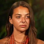 η Μαντίσα Τσώτα στο συμβούλιο του νησιού