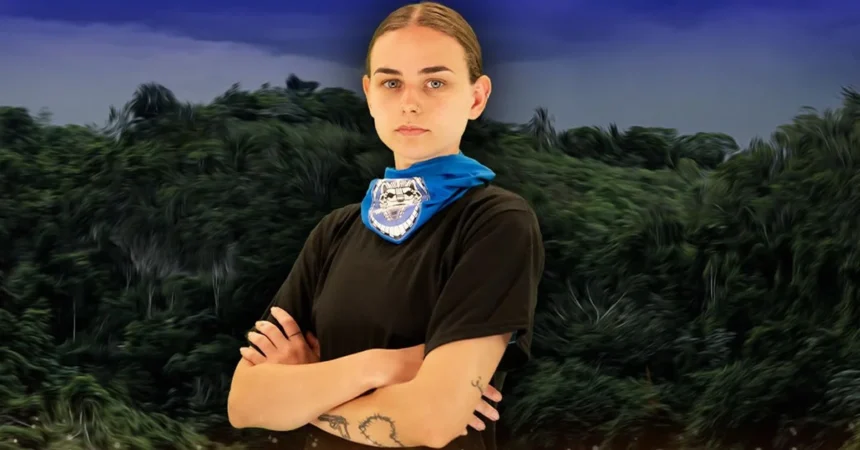 Η Κωνσταντίνα Μπακαρού αποχωρεί πρόωρα από το Survivor του ΣΚΑΪ μετά από τραυματισμό χωρίς να προλάβει να παίξει στη μονομαχία παραμονής.