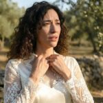 Η Ελένη στήνει σχέδιο απεγκλωβισμού στη σειρά Άγιος Έρωτας