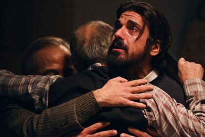 Ο Νικόλαος ορκίζεται εκδίκηση μετά τον θάνατο του πατέρα του στη σειρά Άγιος Έρωτας