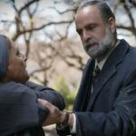Ο Παύλος κρατά όμηρο την Κική με το όπλο στο κεφάλι στα νέα επεισόδια του Αγίου Έρωτα