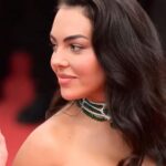 Η Georgina Rodriguez στο κόκκινο χαλί των Καννών με κοσμήματα Chopard