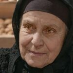 Η Χρυσούλα βάζει λόγια στην Αναστασία για τη Μαργαρίτα και τον Λεωνίδα στη Γη της Ελιάς