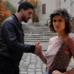 Η Ασπασία και η Αλεξάνδρα στέλνουν τη Χριστιάνα στον εισαγγελέα ενώ ο Παυλής απάγει τον Ρούσσο στη Γη της Ελιάς