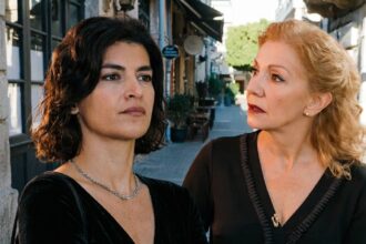 Η Χριστιάνα επιτίθεται και προσπαθεί να πνίξει την Αλεξάνδρα στα νέα επεισόδια της σειράς Η Γη της Ελιάς