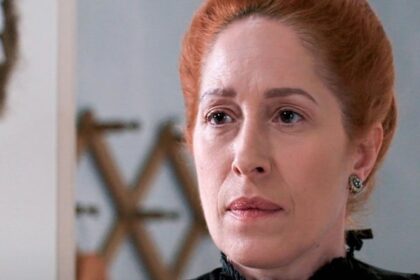 Η Αγγέλα σε δραματική σκηνή πριν αποκαλυφθεί το μεγάλο μυστικό - Οι τραγικές ανατροπές και οι θάνατοι στα επόμενα επεισόδια της σειράς Grand Hotel