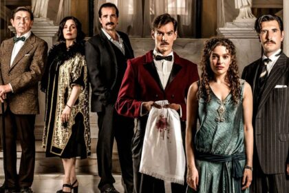 Οι πρωταγωνιστές του Grand Hotel μετά τις αλλαγές στο πρόγραμμα προβολής.