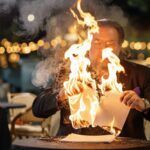 Ο Θεόφιλος σε μια δραματική σκηνή από τα νέα επεισόδια της σειράς Να μ' αγαπάς.