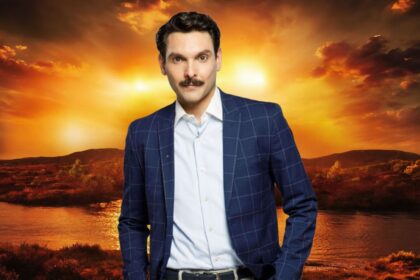 Ο Ηλίας χωρίς τις αισθήσεις του στο κρεβάτι στο σοκαριστικό επεισόδιο 56 της σειράς Το Σπίτι Δίπλα στο Ποτάμι.