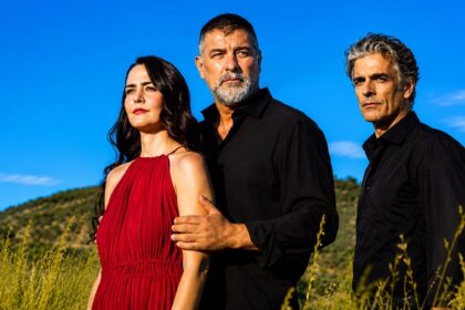 Βασίλης Μπισμπίκης στη νέα σειρά του MEGA «Δυο μαύρα πουκάμισα»