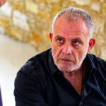 Ο Στάθης σε φορτισμένη σκηνή στη σειρά Η Γη της Ελιάς