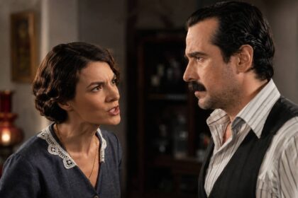 Ο Χαραλάμπης ομολογεί τον φόνο στη Θεώνη και ο Άρης ψάχνει την ντουλάπα του Ρήγα στη σειρά Grand Hotel.