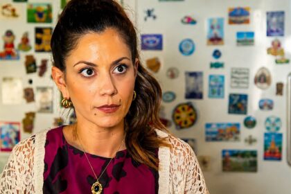Η Στυλιανή ξεσπά στην κηδεία του Μάκη και η Φωτεινή γεννά πρόωρα στη σειρά Να μ' αγαπάς.