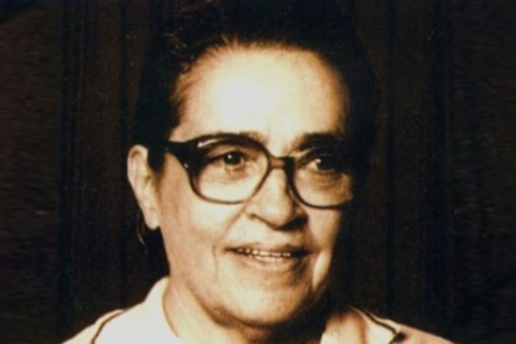 Swthria Mpellou