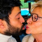 Αντρέας Γεωργίου και Μάρω Κοντού σε στιγμιότυπο από τη «Γη της Ελιάς»