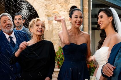 Μανώλης και Αμαλία στον γάμο τους στο φινάλε της «Γης της Ελιάς» στο MEGA