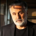 Ο Ιεροκλής Μιχαηλίδης ως Φίλιππος Αντωνιάδης στη σειρά «Μπλε Ώρες».