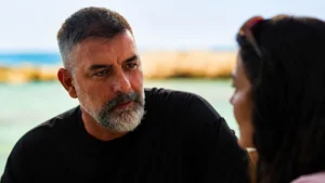 Δυο Μαύρα Πουκάμισα διαρροή: Ένας μεγάλος έρωτας θα διαλύσει τη φιλία του Μανούσου και του Σήφη