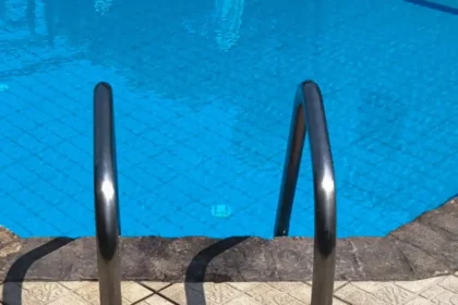 Πισίνα beach bar στην Πάρο όπου έχασε τη ζωή του 4χρονο παιδί