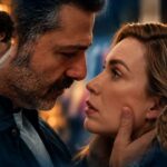 Η Εύα στη σειρά Μπλε Ώρες αναζητά στοιχεία για τη βιολογική της μητέρα και απαιτεί εξηγήσεις από την Ελένη.
